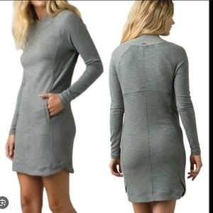 Prana mini princess performance dress in size M outdoor hiking yoga green Retro
